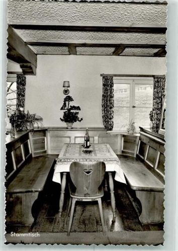 Niedersonthofen Restaurant Cafe Pension Gasthaus Hubertus Gastraum Eckbank Stuhl Flasche