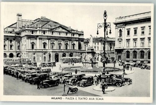 Milano 1935 Straßenbahn Auto Oldtimer Piazza e Tatro alla Scala
