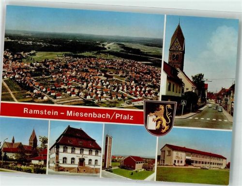 Ramstein-Miesenbach Kath. Kirche St. Nikolaus Rathaus Ev. Kirche Fliegeraufnahme des Ortes
