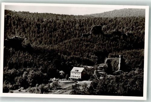 Dahn Jugendherberge am Wachtfelsen