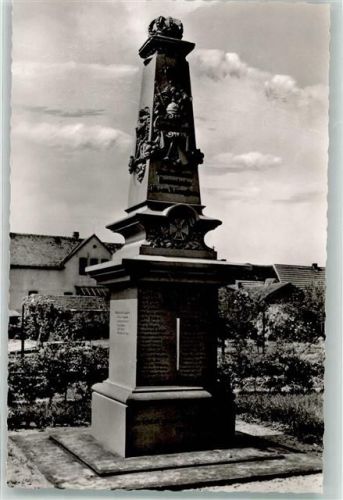 Ketsch Foto Cekade Kriegerdenkmal