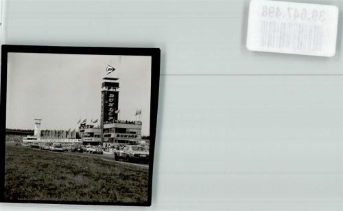 Hockenheim Startaufstellung auf dem Hockenheimring vor dem Dunlop-Turm Foto Orginal aus Archiv eines Ansichtskartenverlags Ort handschriftlich