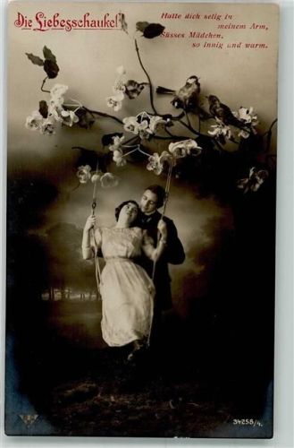 1914 Vögel auf blühendem Zweig über einer schaukelnden Frau Poesie / Liebe
