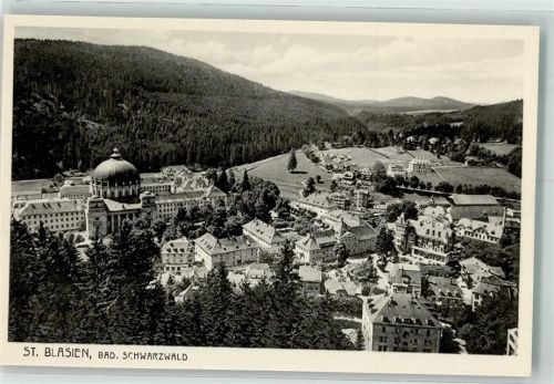 St. Blasien mit Rathaus Dom und Kloster St. Blasien Verlag Jos. Weißenberger