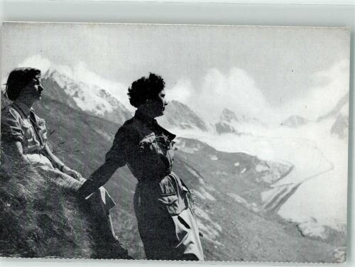 Eclaireuses en montagne Frauen in den Bergen