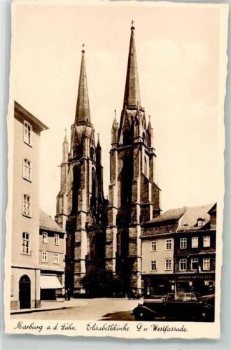35037 W3550 Marburg Foto AK Elisabethkirche Die Westfassade Auto