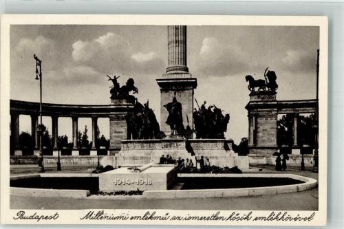 Budapest Millenniums Denkmal Heldengedenkstein
