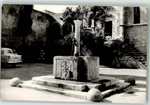 Rhodos Brunnen Denkmal