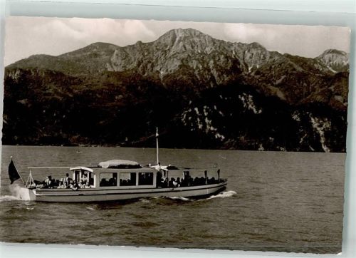 Kochel Fahrgastschiff mit Herzogstand