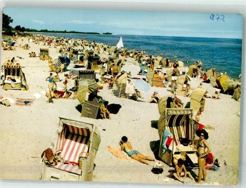 Strande Badestrand an der Kieler Förde Bademoden