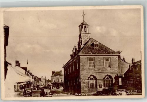 Northamptonshire sign. Tuck und Sons Ltd. The Town Hall Rathaus Auto Brackley