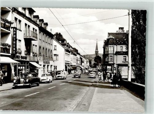 St. Wendel Bahnhofstrasse Apotheke Mercedes Auto