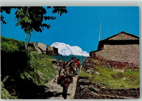 Kathmandu Tracht