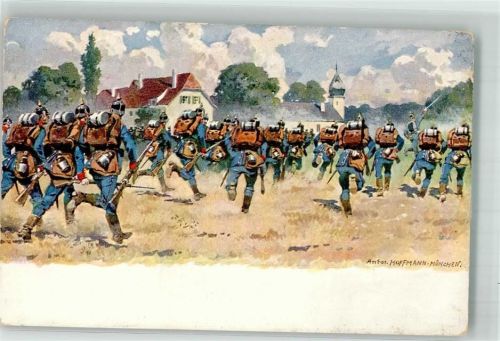 Vorstürmende deutsche Infanterie des Kaiserreiches in blauer Uniform mit Pickelhaube Marschgepäck und Karabinern
