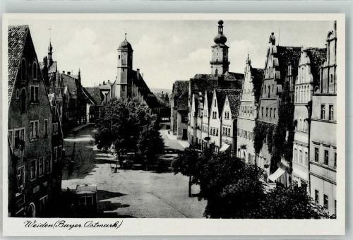 Weiden Unterer Markt mit Rathaus und St. Michael Kirche Verlag Fritz Roscher