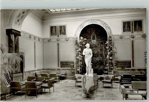 Bad Wildbad König-Karls-Bad Aufenthaltsraum mit Statue Erotik