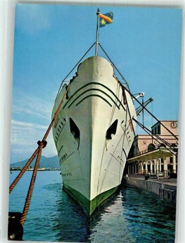 Tirrenia im Hafen