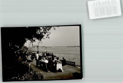 Götterswickerhamm Terrasse des Gasthauses Zur Arche am Rhein Foto Original aus Archiv eines Ansichtskartenverlags Ort handschriftlich