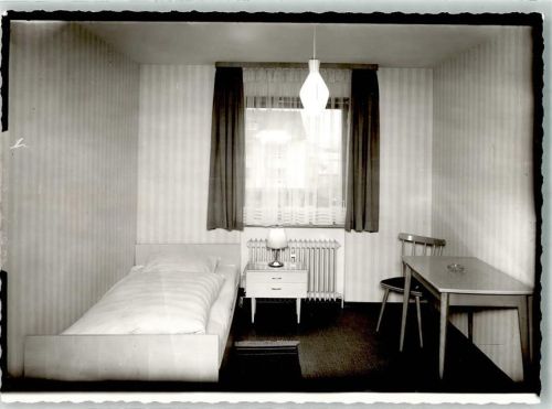 Rüsselsheim Hotel Garni Ort handschriftlich Foto Original aus Archiv eines Ansichtskartenverlags