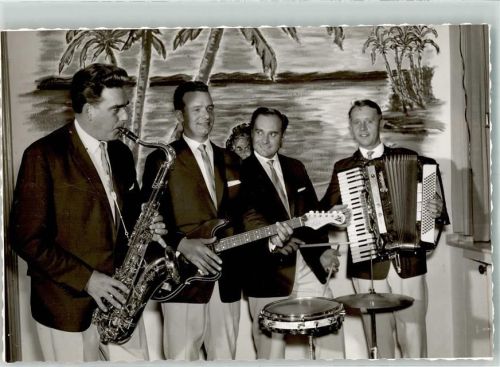 Rheinkamp Musikgruppe Saxophon Gitarre Akkordeon Ort handschriftlich Foto Original aus Archiv eines Ansichtskartenverlags