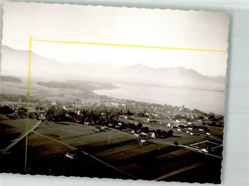 Chieming Fliegeraufnahme des Ortes am Chiemsee Foto Original aus Archiv eines Ansichtskartenverlags Ort handschriftlich Striche auf Bildseite