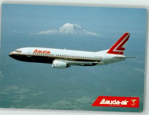 Fliegeraufnahme einer Boeing 737-300 der Fluggesellschaft Lauda-air