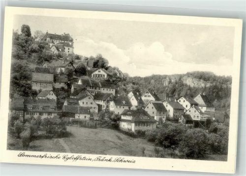 Egloffstein mit Burg Egloffstein und Pfarrkirche St. Bartholomäus