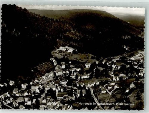 Bad Herrenalb Fliegeraufnahme des Ortes mit Klosterkirche und Rathaus