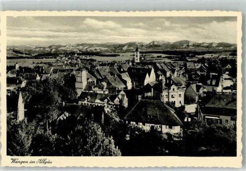 Wangen Panorama des Ortes mit Kirche St. Martin und Alpenpanorama