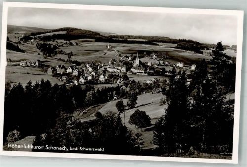 Schonach mit Kirche St. Urban und Friedhof
