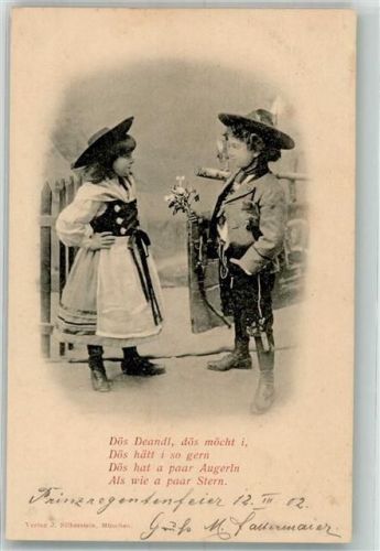 1902 Junge mit einem Blumenstrauß für ein Mädchen im Trachtenkleid Verlag Silberstein