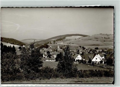 Usseln mit Kilianskirche Ort handschriftlich Foto Original aus Archiv eines Ansichtskartenverlags
