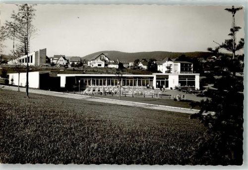 Willingen Kurgarten mit Kirche St. Augustinus Foto Original aus Archiv eines Ansichtskartenverlags