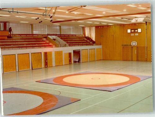 82377 W8122 Penzberg FOTO KEINE AK Sporthalle Ort handschriftlich Foto Original aus Archiv eines Ansichtskartenverlags