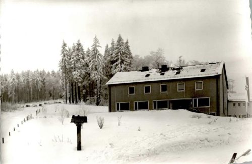 Usseln Schullandheim Gütersloh im Winter Ort handschriftlich Foto Original aus Archiv eines Ansichtskartenverlags