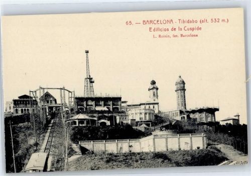 Barcelona Tibidabo, Edificios de la Cuspide