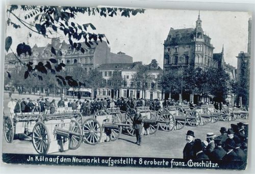 Köln Stadt Auf dem Neumarkt aufgestellte eroberte französische Geschütze