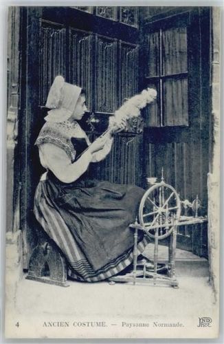 Paysanne Normande, Ancien Costume