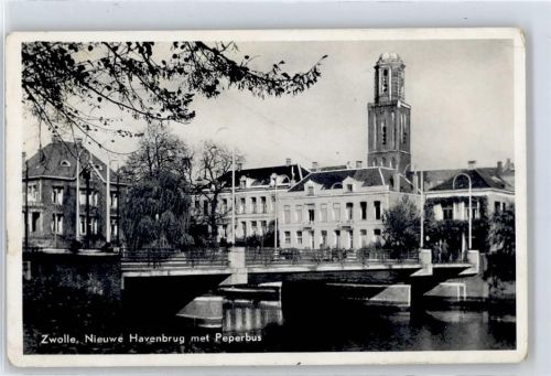 Zwolle Nieuwe Havenbrug met Peperbus