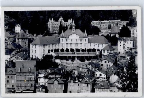 Tulle Groupe scolaire de la Bride et la Prefecture