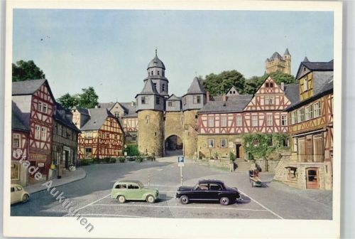 Braunfels Marktplatz Auto Fachwerkhaus