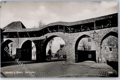 Worms Raschitor
