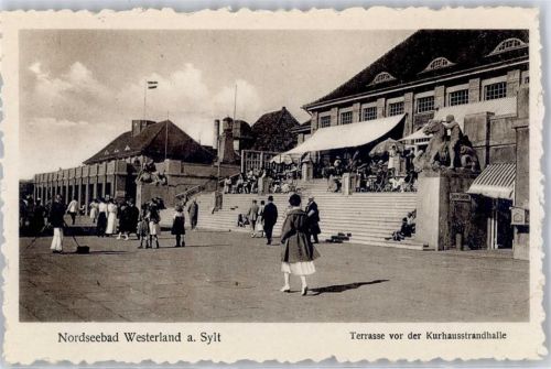 Westerland Terrasse vor der Kurhausstrandhalle