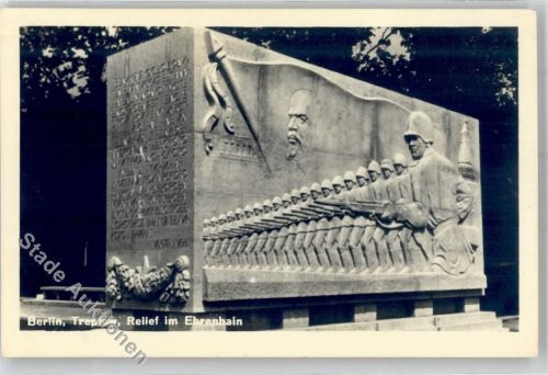 Treptow Relief im Ehrenhain