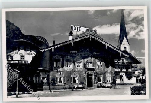 82467 W8100 Garmisch-Partenkirchen Foto AK Hotel Husar zum Bulgaren alte Kirche