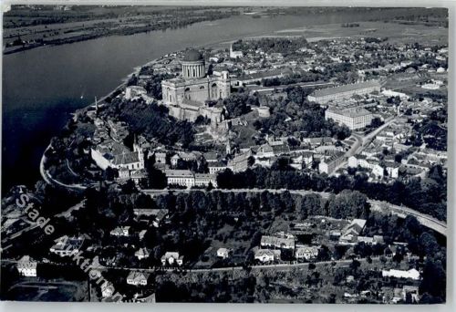 Esztergom Fliegeraufnahme Teilansicht Kirche
