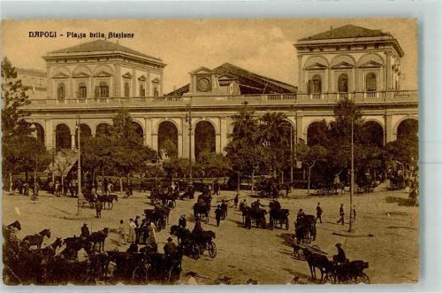 Napoli Piazza della Stazione Bahnhof
