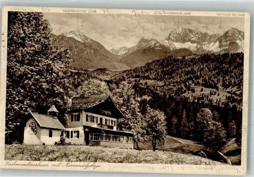 Gschwandtnerbauer 1927 - Gasthaus mit Kapelle und Karwendelgebirge Fotograf Birkmeyer Hüttenstempel