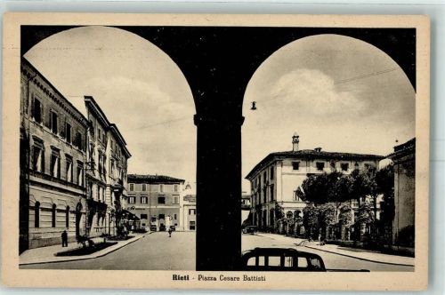 02100 Rieti - Piazza Cesare Battisti Auto