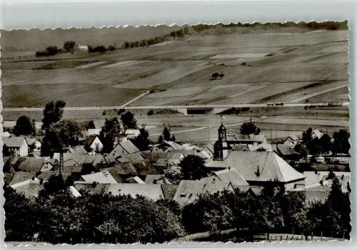 Echte Panorama des Ortes mit Ev. Kirche